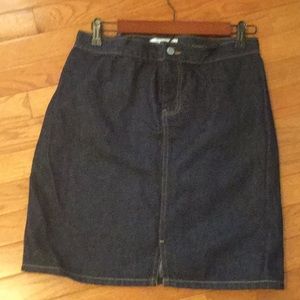 GAP, Jean skirt, nice dark wash